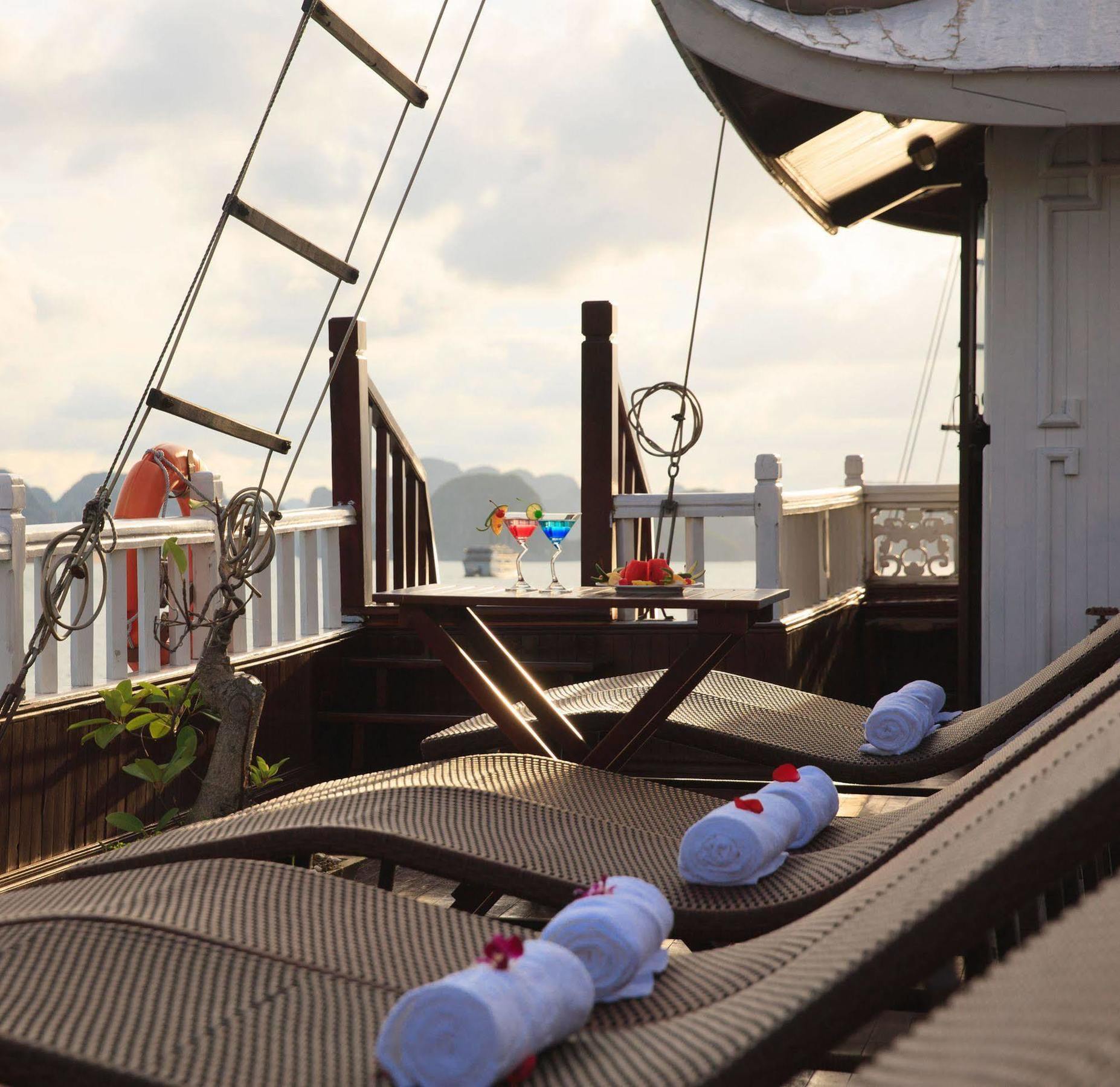 Royal Palace Cruise Ha Long Luaran gambar