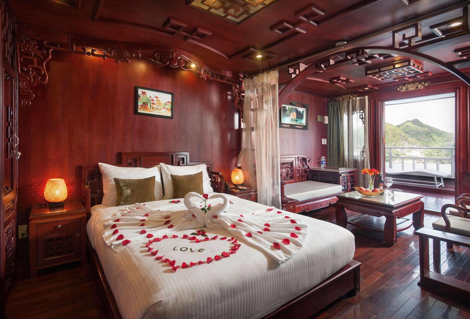 Royal Palace Cruise Ha Long Luaran gambar