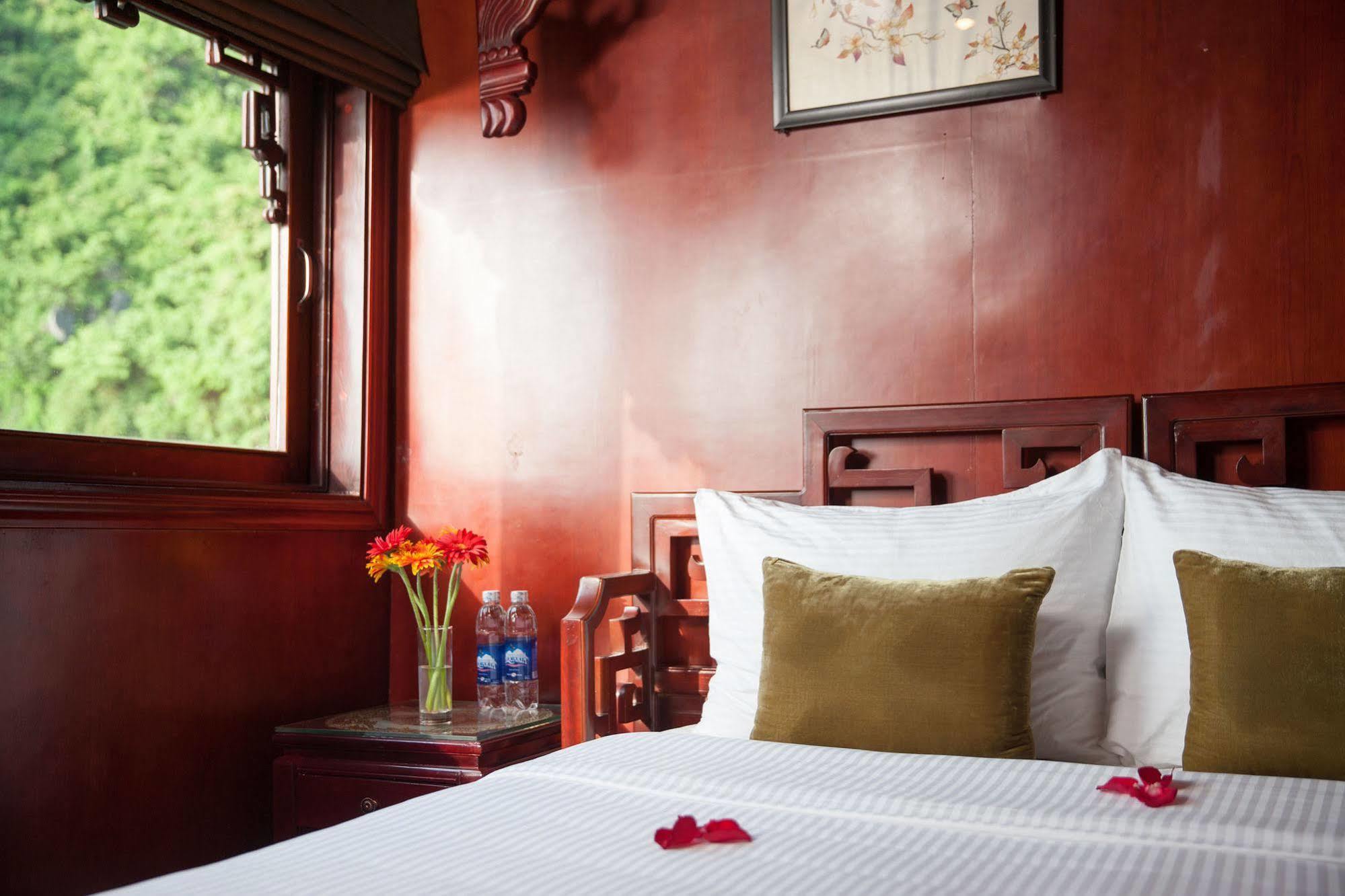 Royal Palace Cruise Ha Long Luaran gambar