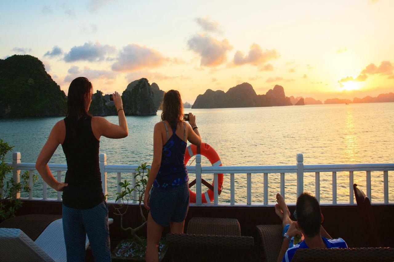 Royal Palace Cruise Ha Long Luaran gambar